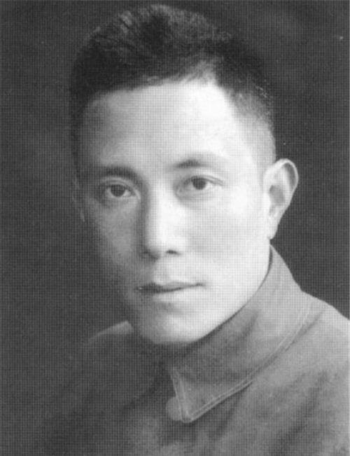 女儿刚夭折,他就爱上自己学生,贤惠妻子成全,他却挂念