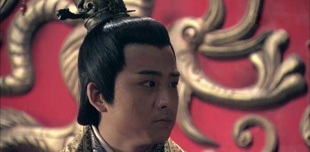 果不出所料,很快,刘盈的父亲便沦为通缉犯,又很快就成了沛县之主,拥