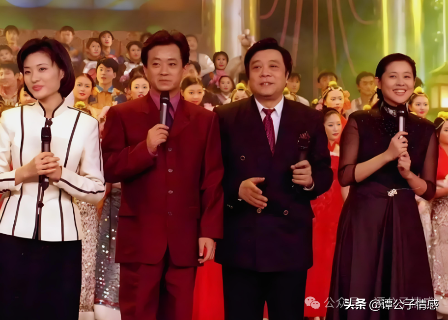 周涛下班回家,看见月薪8千的丈夫做饭突然厌倦,转身嫁百亿富豪