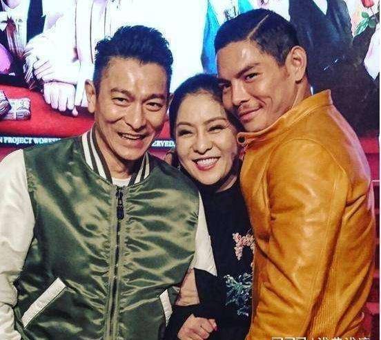 刘德华欠债4千万,她二话不说替他还债,刘德华:捧红你儿来报恩_陈岚_一