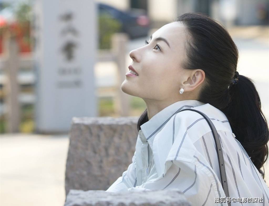 但遗憾的是2008年随着私密照在网上流传,张柏芝站在了舆论的风口浪尖