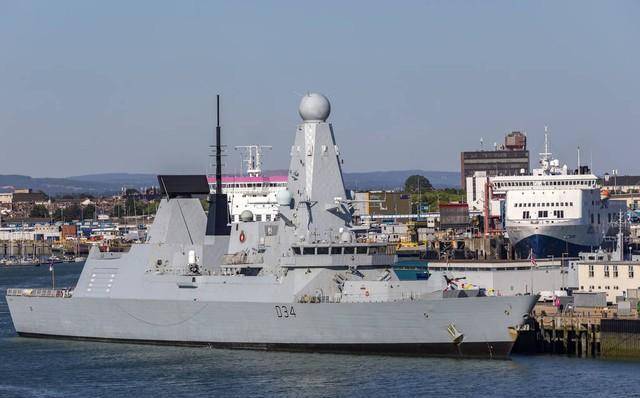 英国护卫舰"里士满"号进入红海,挑战胡塞反舰能力!