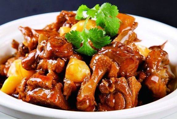 红烧鸭子,低脂肪低卡美食_美味_汤汁_小火