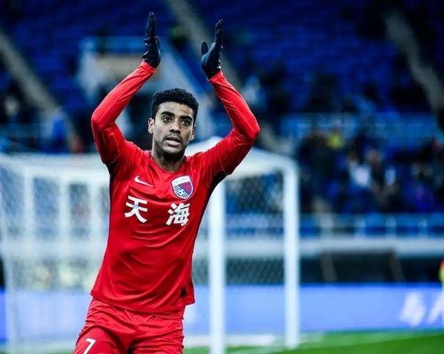 两位中超巨星重返中国足坛,有望参加世预赛_阿兰_特谢拉_西海岸