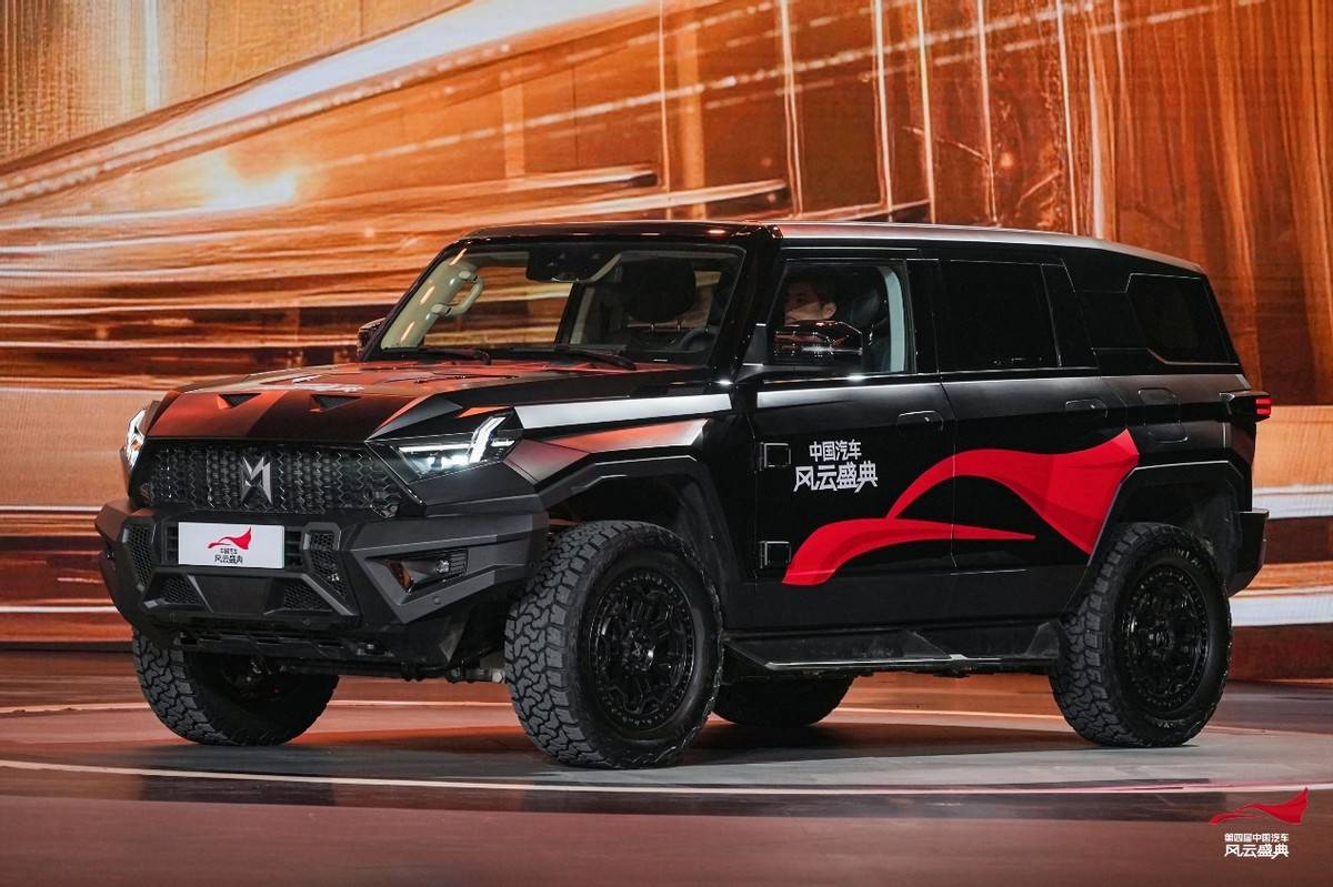 闪耀中国汽车风云盛典,猛士917荣膺"评委会年度风云车"奖项_搜狐汽车