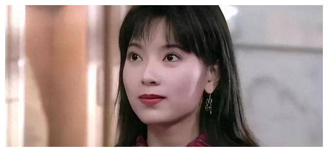 53岁傅明宪生活自由颜值在线,"最美郭芙"身价过亿,近况曝光.