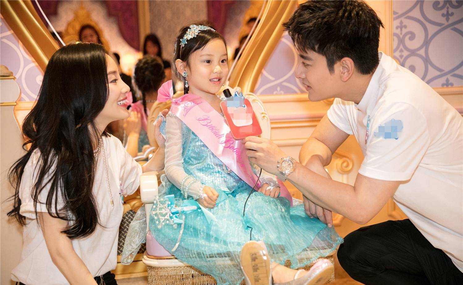 李晨为其纹身,韩庚为其痴迷_pgone_蒲巴甲_贾乃亮