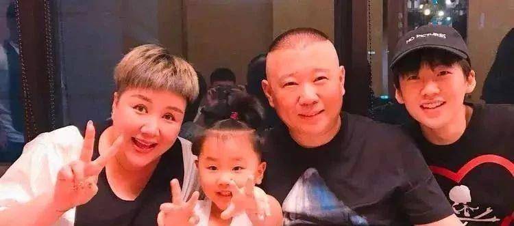 ",郭麒麟7字爽快回答,暴露真实情商!_时候_郭德纲_李晨
