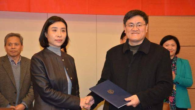 70后富婆陈小英,创立申通被称快递女王,狂赚134亿身家_聂腾飞_的发展