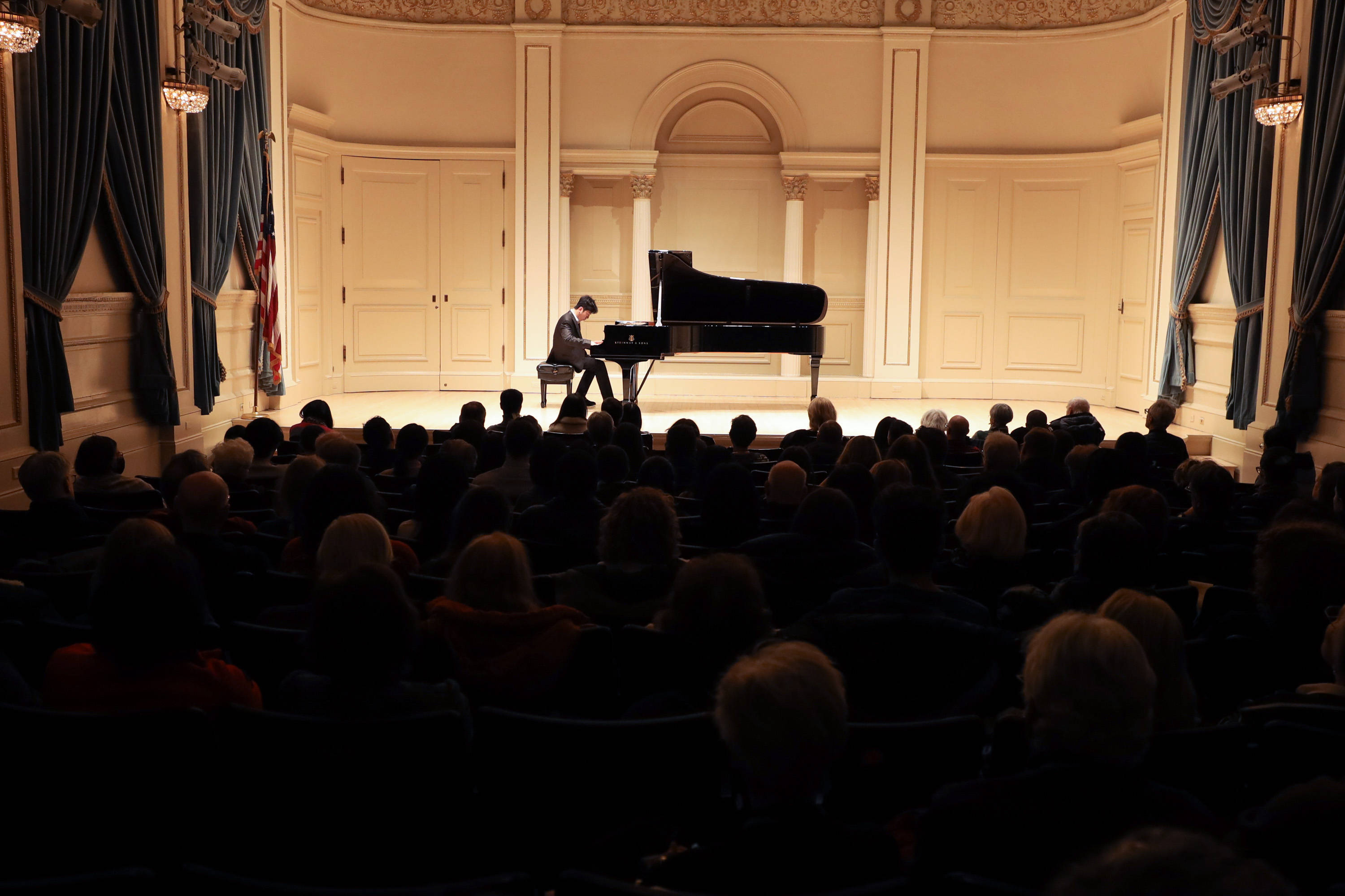 刘子钰卡内基音乐厅独奏会:展望未来,全力以赴_中国_作品_西方