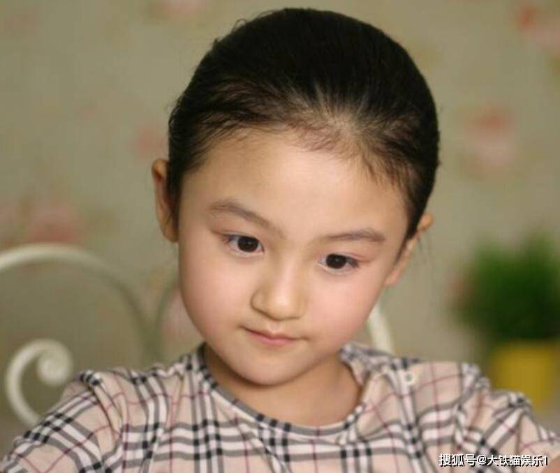 长大变成路人甲,这些"长歪"的童星太可惜_观众_赵今麦_角色