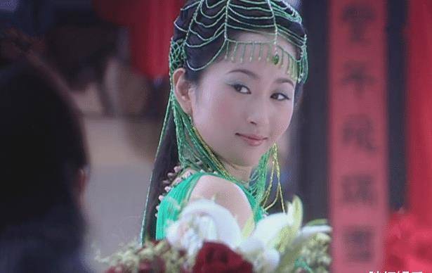 饰演丫鬟出道的杨蕊,用心去演好每一个角色,塑造无可超越的五公主