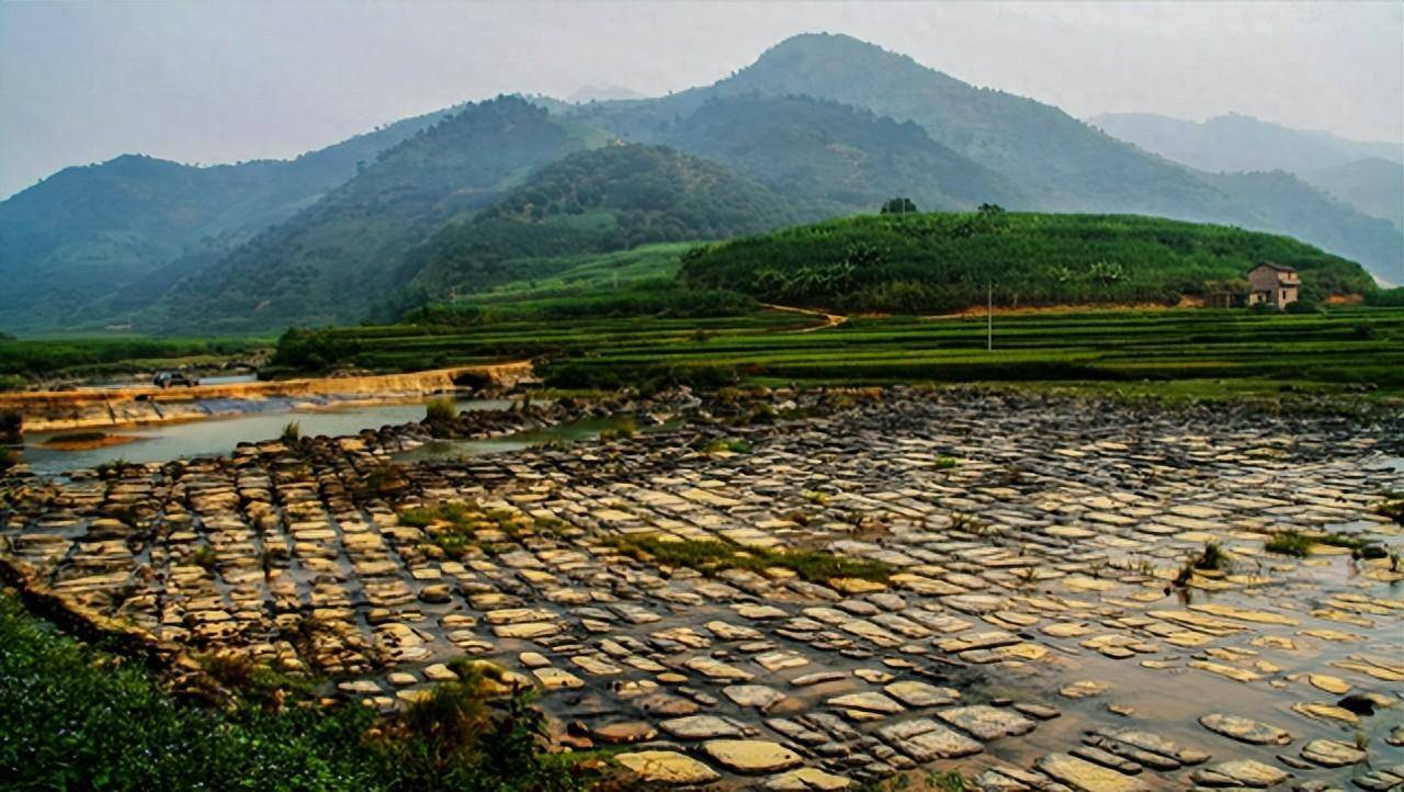 田东棋盘滩景区图片