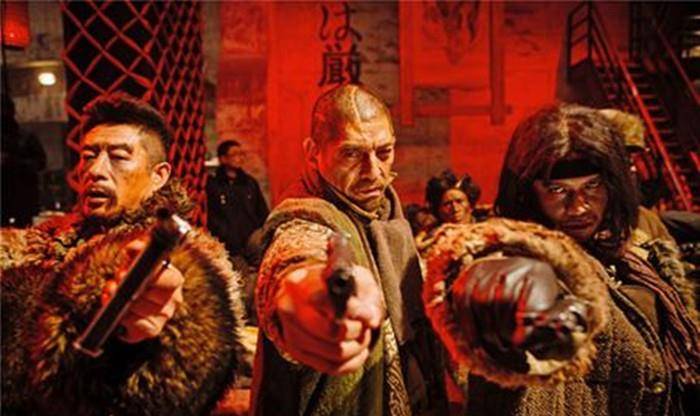 黑山悍匪"老二哥"的老婆中枪落马,为何被群众乱棍打死_土匪_日军_抗日