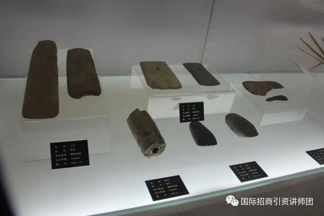 文化旅游产业 | 艾建强教授与专家组在河南偃师商城博物馆参观考察