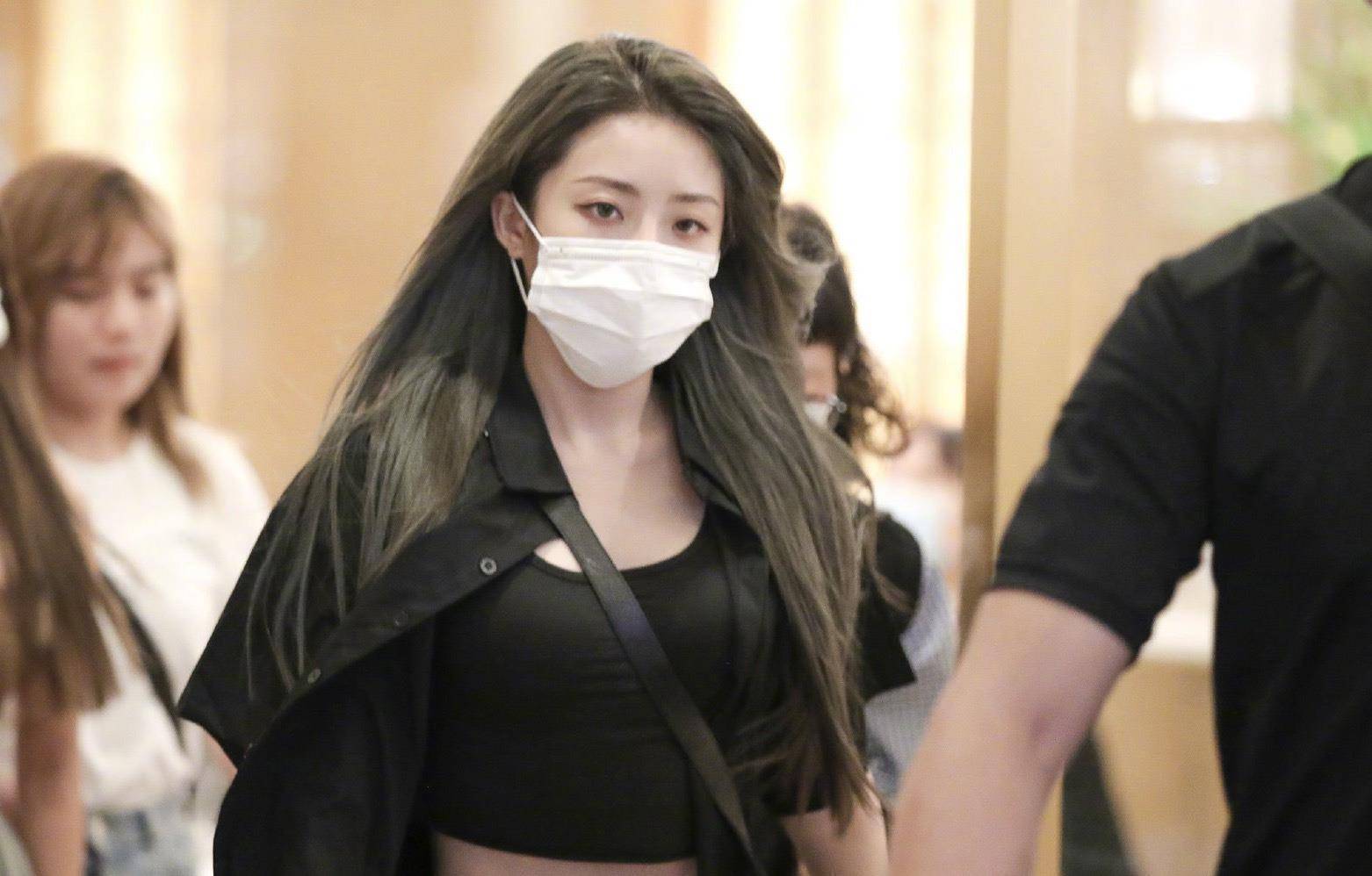 喻言是端水大师?