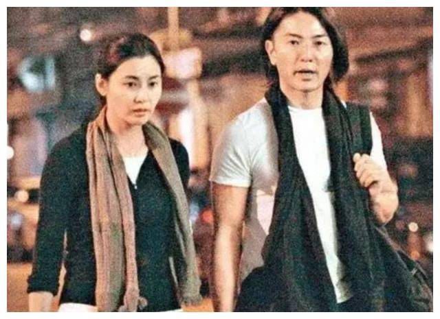 曾经的甜蜜四年将她与郭耀辉联系在一起,但对方突然提出分手并另结