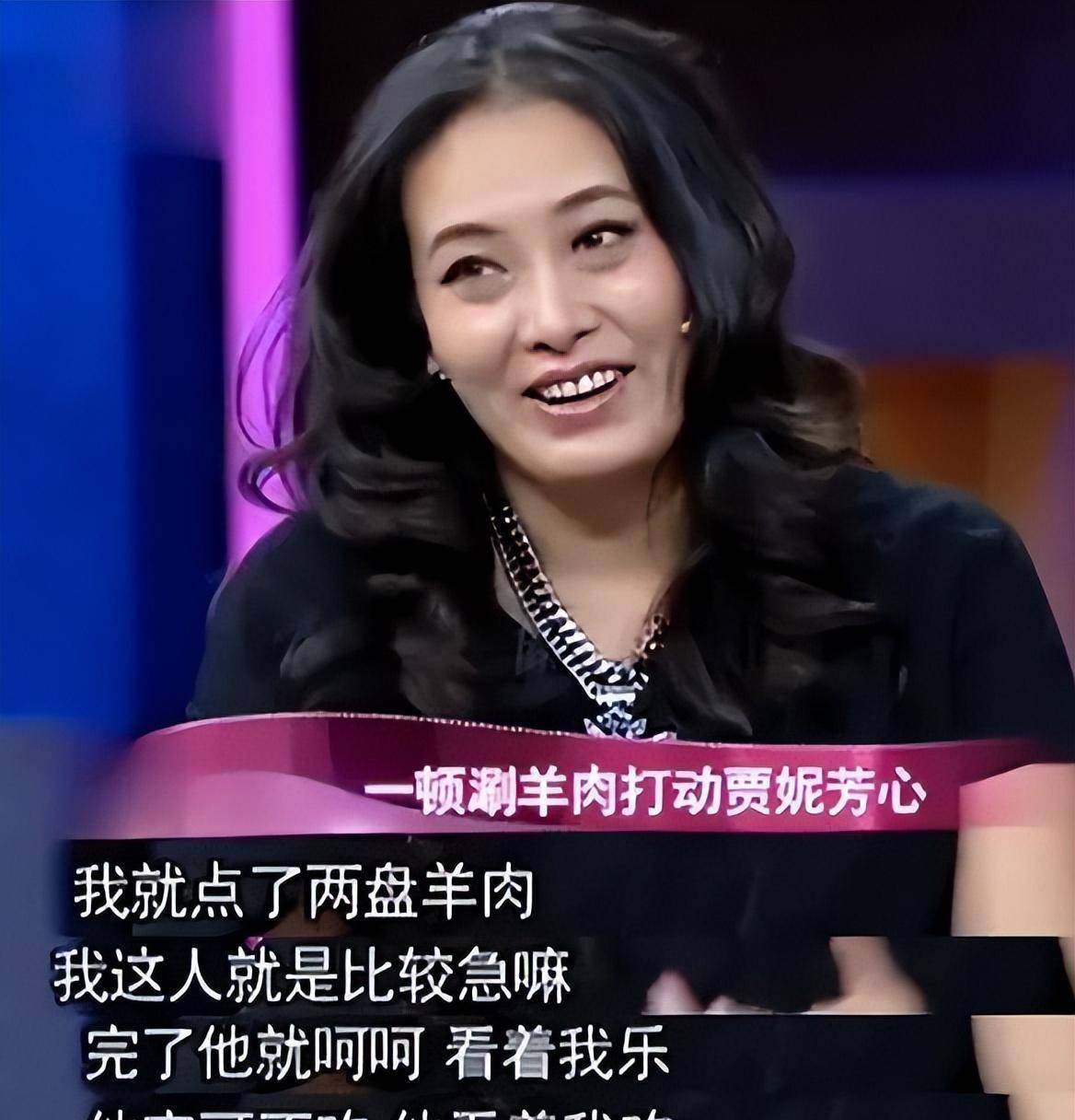 经过一段时间的相处后,踏实的谢晓辛用日常生活中的点点滴滴打动了她