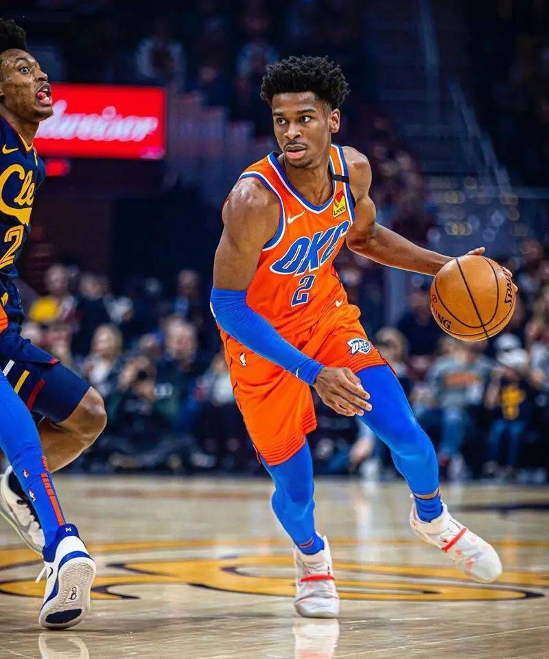 他的第六个赛季,取代了库里_雷霆_亚历山大_霍姆格伦