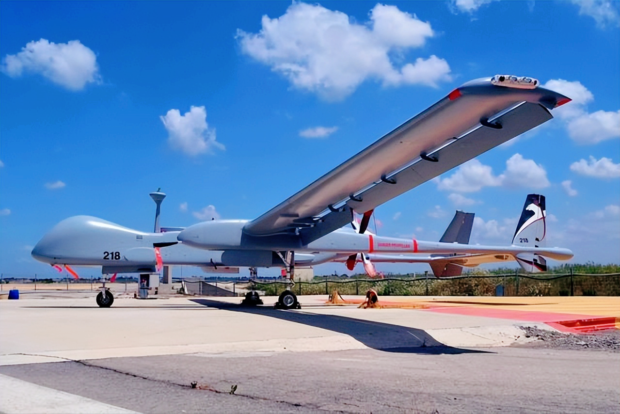 俄罗斯无人机产量暴涨万倍,从几十架到百万架,都靠买中国设备_发展_的