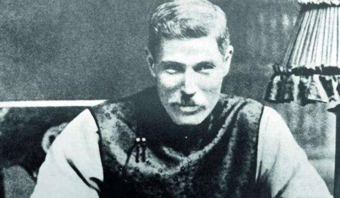 她是赌王何鸿燊的祖奶奶,不求名分嫁犹太人,生完4