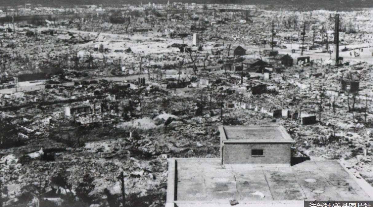 原子弹爆炸半衰期动不动就几万,为何广岛和长崎现在就能住了?