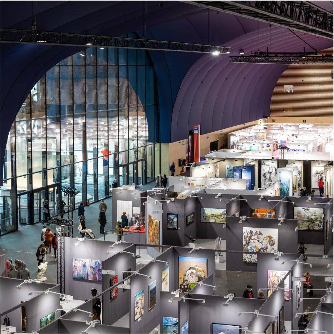 capital国际艺术展创立于1884年,由法国政府文化部,法国国家博物馆和