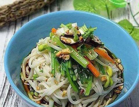 无凉面不夏天!孩子能吃下三大碗!_食材_做法_麻酱