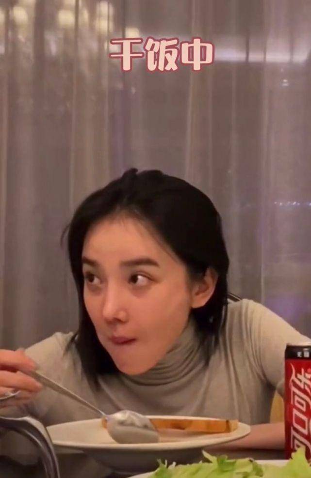 面包_镜头_可乐