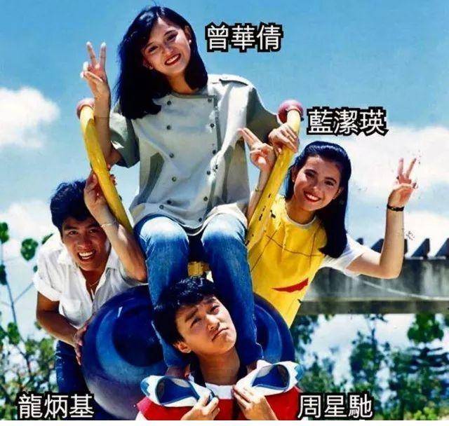 蓝洁瑛刚进入社会工作时,父亲曾拉着她的手说:"阿女做粗了手,爹地好