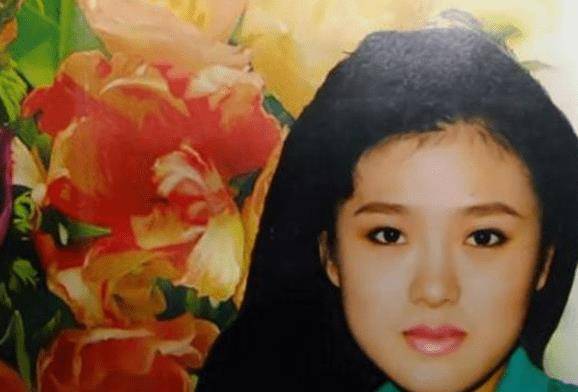 两次打败蔡国庆夺冠,最红时回归家庭,如今女儿才貌双全随了她_蔡红虹