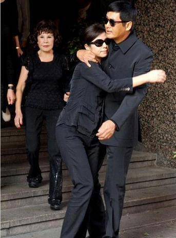 5位绝美港星的人生下半场:她改拍时尚,她守寡多年,她被骗千万_钟楚红