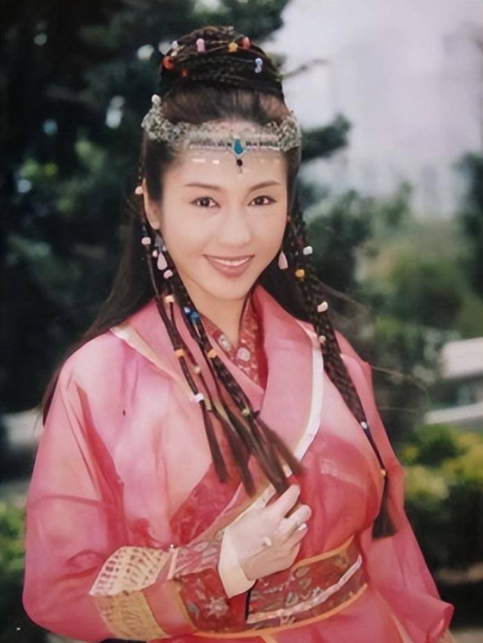 8个不同版本的赵敏,你觉得哪个版本最符合原著_黎姿_贾静雯_观众