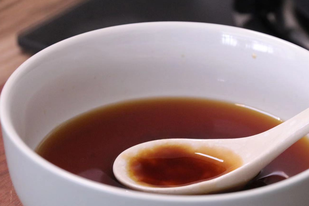 它被称为"蔬菜之王",三月新鲜正当时,简单又好吃全靠秘制料汁_芦笋