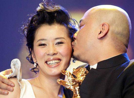 余男:与著名导演在一起12年,却在孕期遭遇分手,如今她怎么样了?