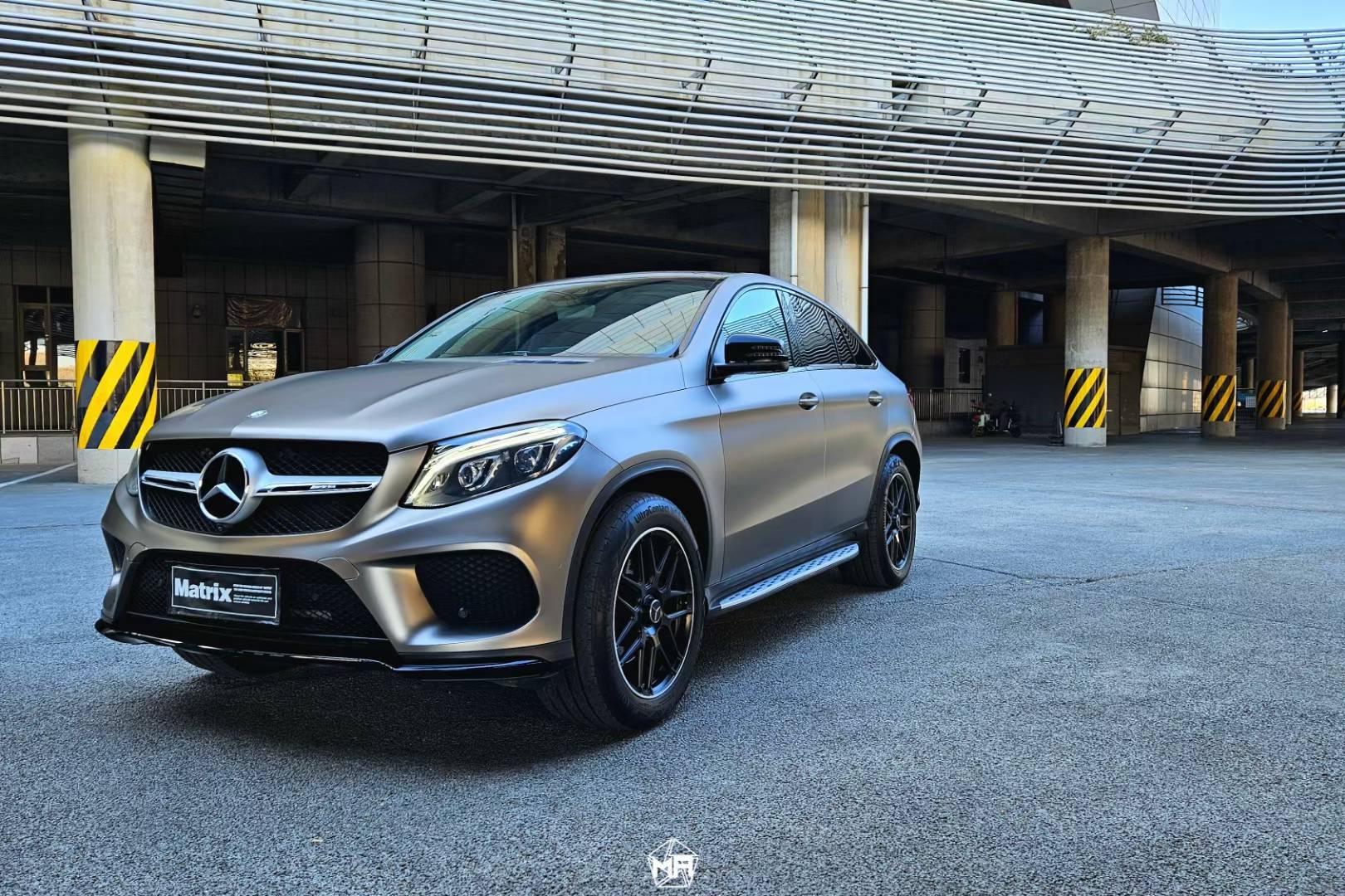 奔驰gle矩阵改色膜,霸气尽显,「钛」好看了!_搜狐汽车_搜狐网