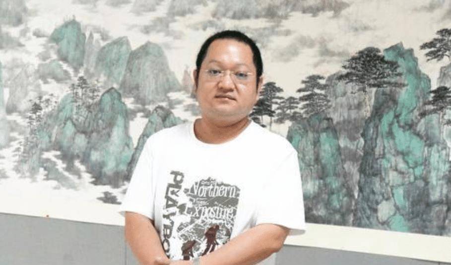 画家陈德鸿:曾办画展1幅画卖10万,如今为糊口摆摊,一幅画卖200_绘画