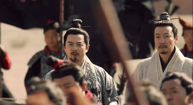 40岁演13岁,也只有央视这部大剧能让我忍得了_吕不韦_异人_张鲁一