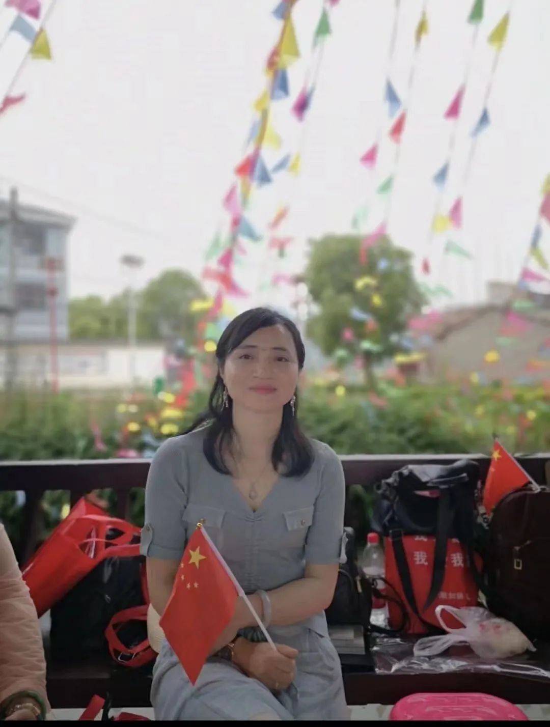 陈丽娟:中国红_家乡_异乡_黄石