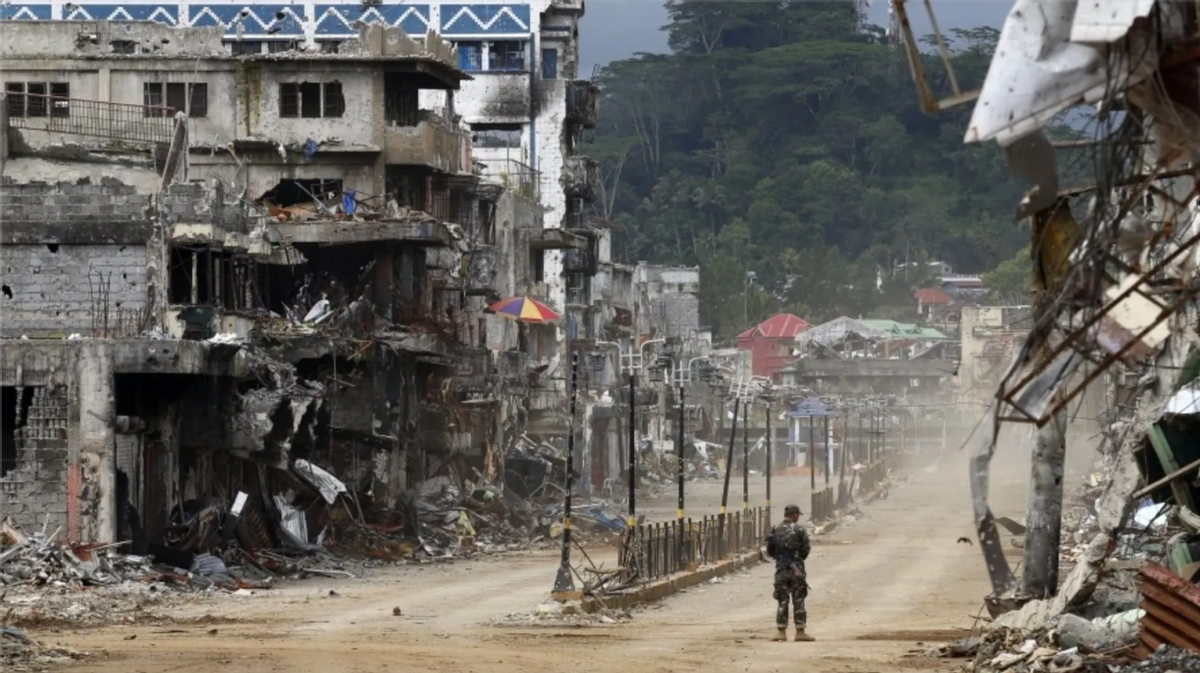 菲军刚想给中国一个下马威,闹独立的棉兰老岛,先传出了枪炮声_组织_恐