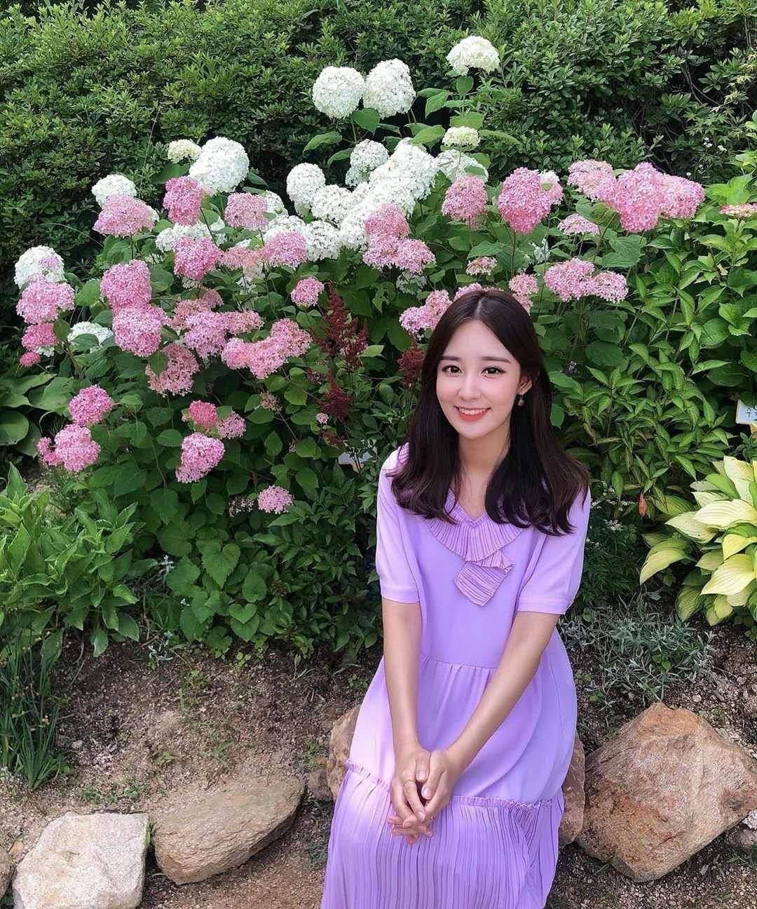 姐姐朴宥拉晒照,微隆小腹引猜测_裙子_显得_照片