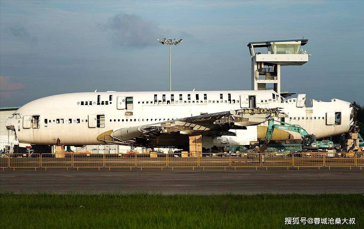 a380停产了直接买架回来拆了当零件用_迪拜_空客_客机