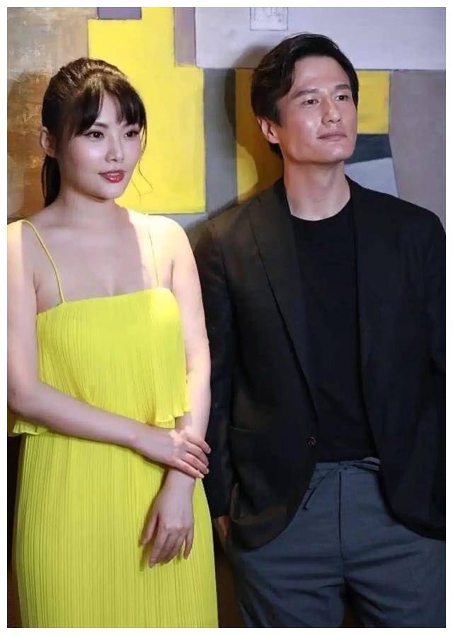 徐冬冬尹子维订婚,秀戒指,筹备喜庆流水宴._爱情_喜讯_未来