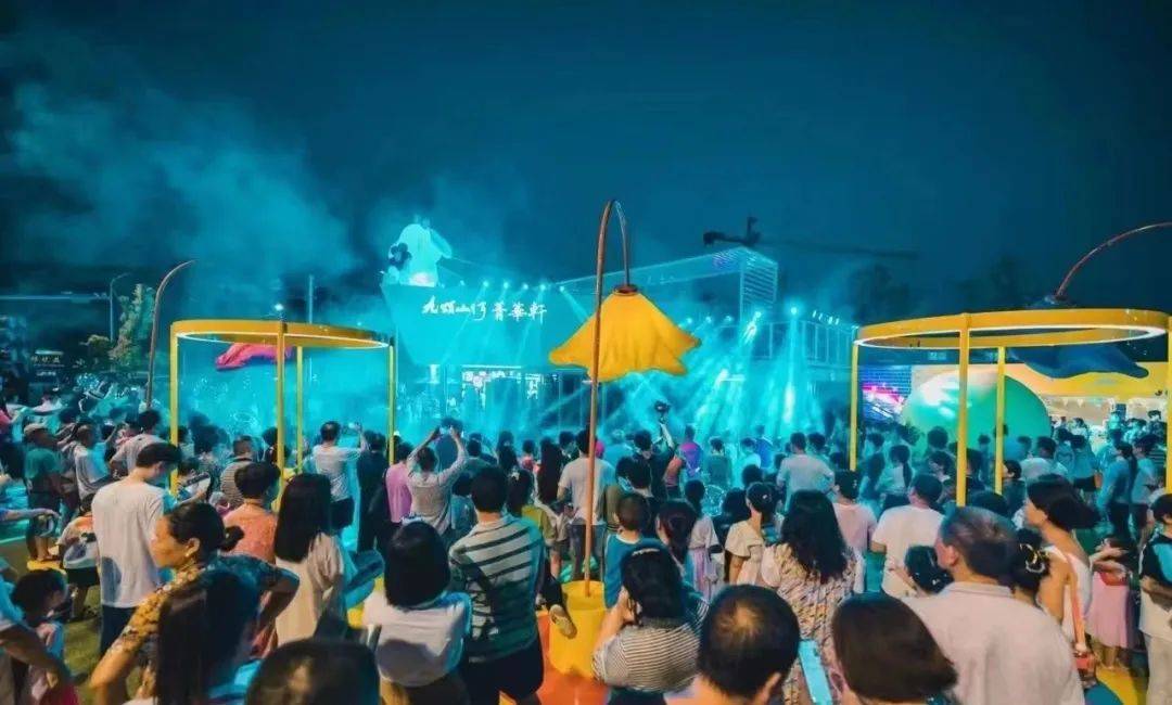 红谷滩打卡新地 丨九颂山河菁华轩临展会客厅盛大开放_建筑_的设计_时