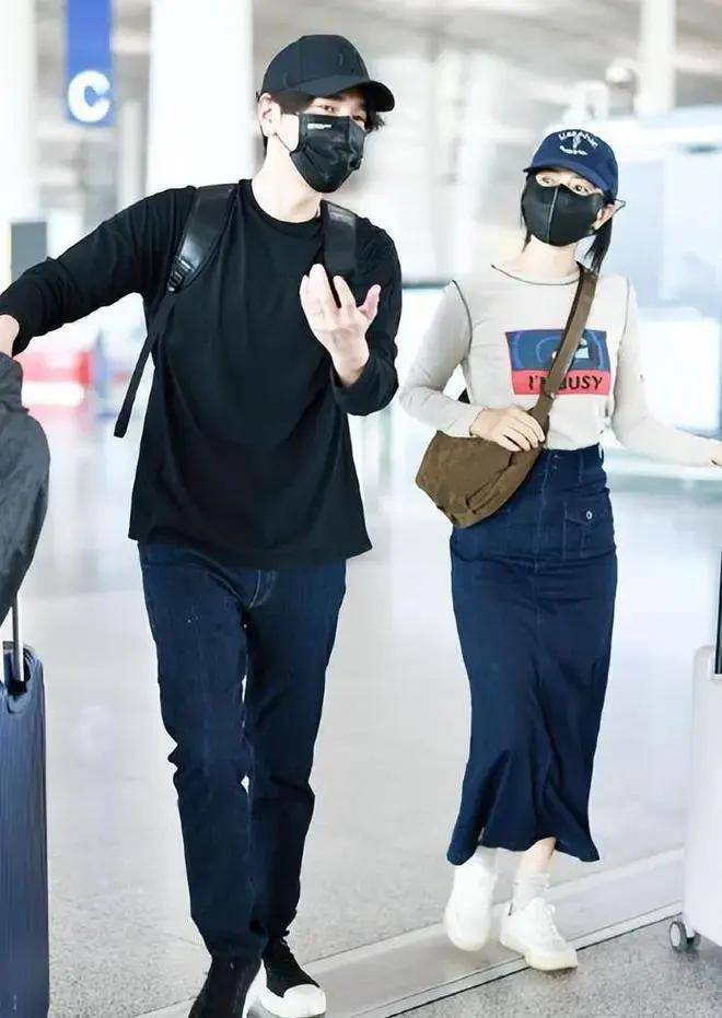 高圆圆带娃回台北过年,与女儿户外玩耍被偶遇,5岁rhea像赵又廷_家庭