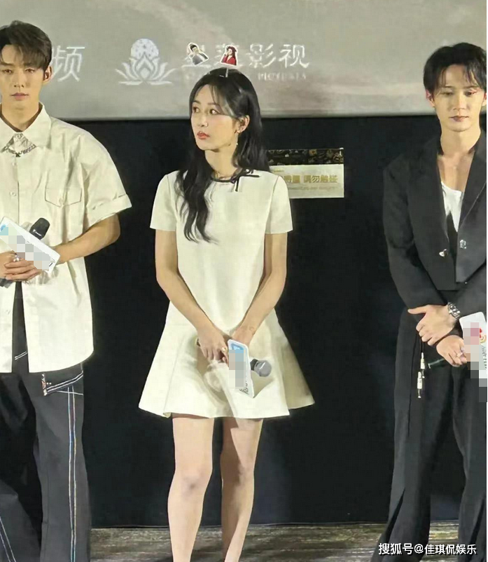 但对于不少网友来说,杨紫这个名字极具争议性.