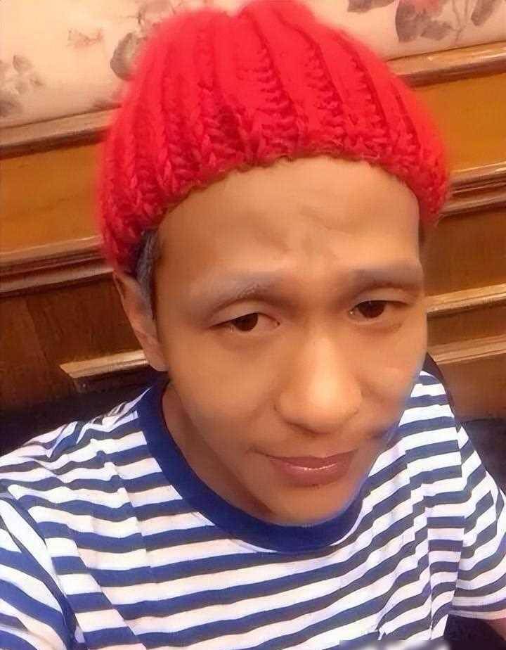 宋小宝:和前妻霍晓红离婚,再婚娶了粉丝王雪,如今成人生赢家_感情_赵