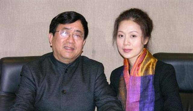 28年前马兰插足余秋雨婚姻,重建家庭后,如今终于懂了原配的痛苦_李红