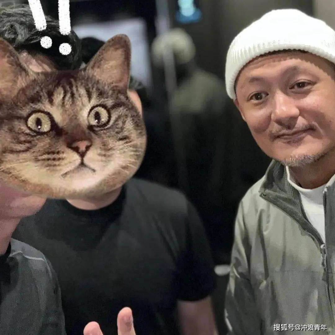 贾玲,弃养私生子的男星,大笑女星 | 最新八卦汇总_中生_报警_团队