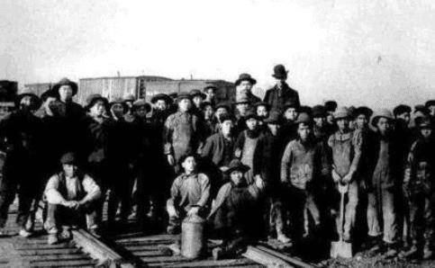 愚,贫,弱,私,中国人的写照,无力反驳的事实,但现